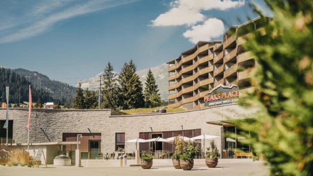 Peaks Place